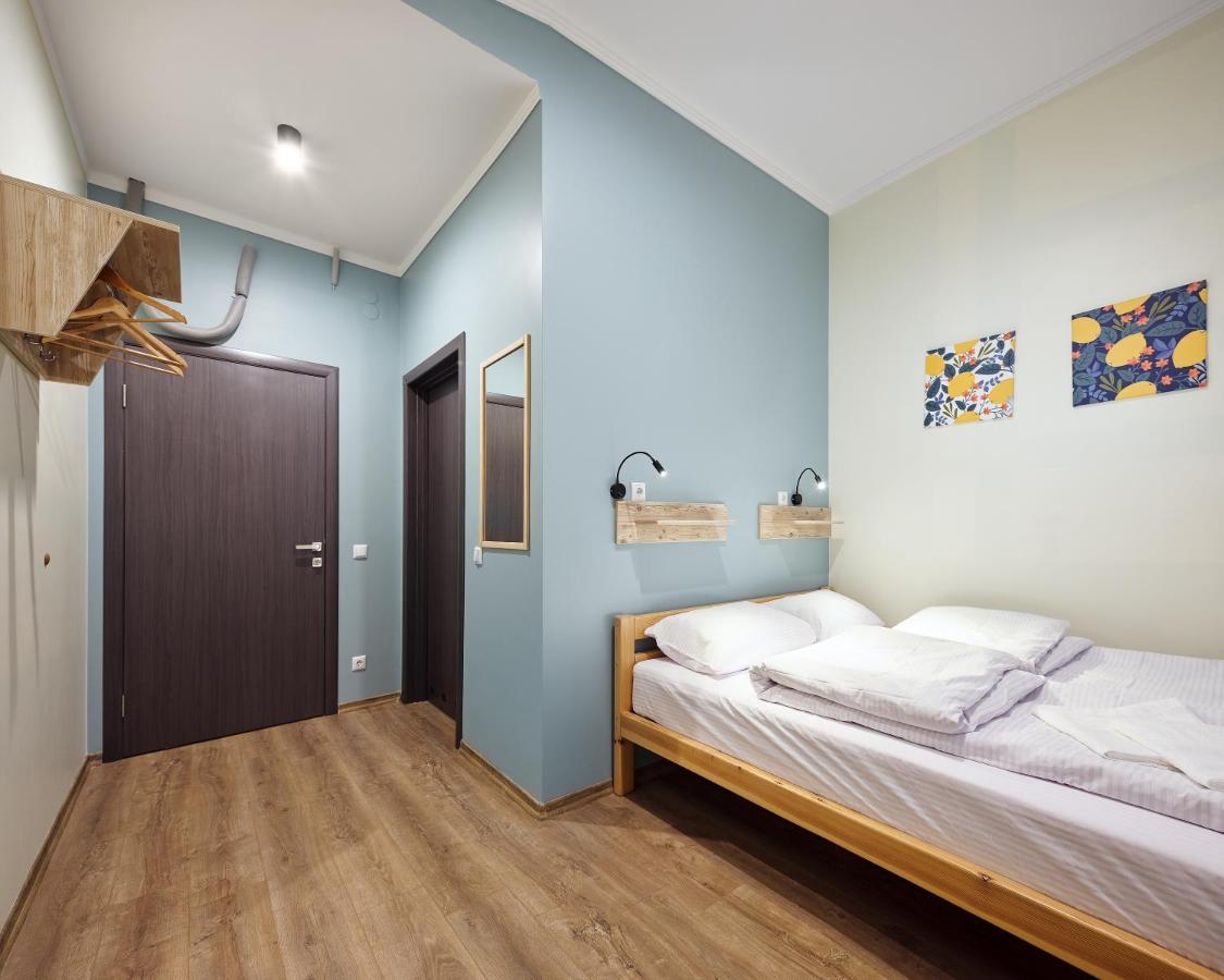 Dream Hostel Khmelnytskyi Esterno foto