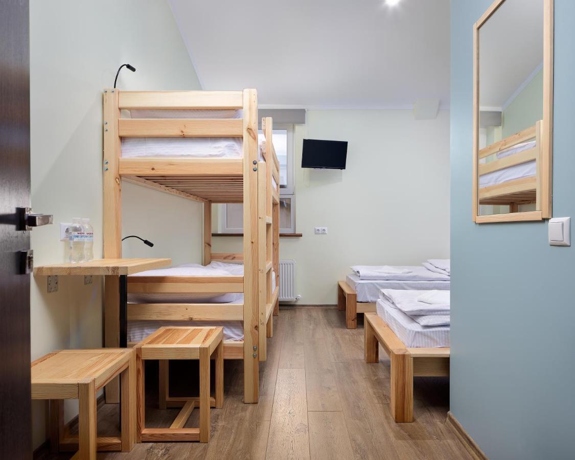 Dream Hostel Khmelnytskyi Esterno foto