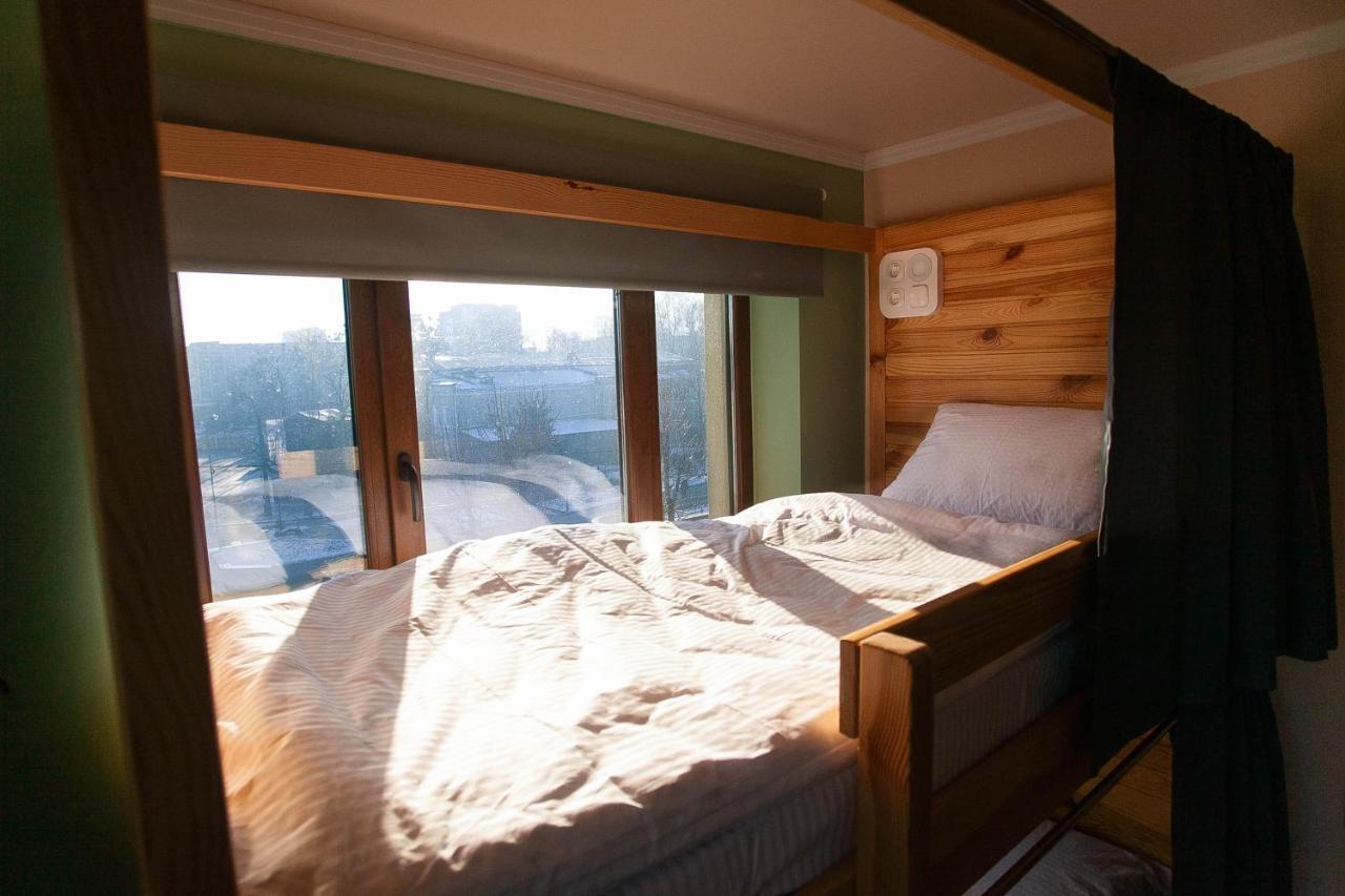 Dream Hostel Khmelnytskyi Esterno foto