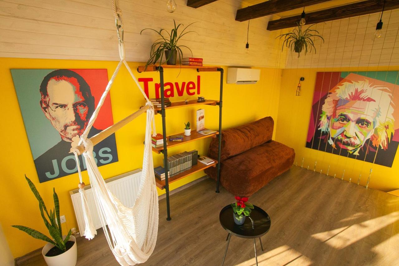 Dream Hostel Khmelnytskyi Esterno foto